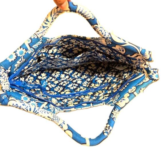 VERA BRADLEY Blue Lagoon Dual Handle Floral Structured Bag 15.5 x 11 x 4.5 in - Picture 4 of 12